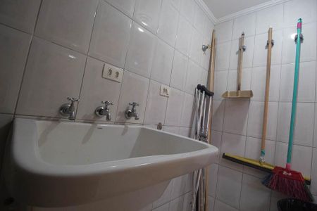 Casa à venda com 313m², 5 quartos e 5 vagasÁrea de Serviço 2