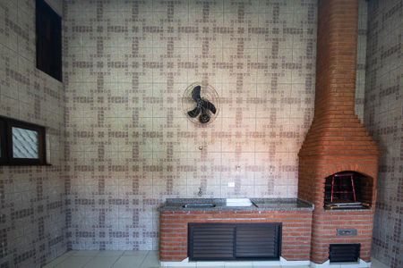 Casa à venda com 313m², 5 quartos e 5 vagasChurrasqueira