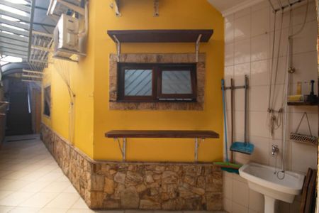 Casa à venda com 313m², 5 quartos e 5 vagasÁrea de Serviço