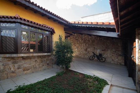 Casa à venda com 313m², 5 quartos e 5 vagasGaragem 