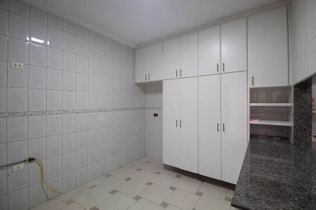 Casa à venda com 313m², 5 quartos e 5 vagasCopa / Cozinha casa 2
