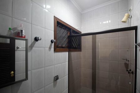 Casa à venda com 313m², 5 quartos e 5 vagasBanheiro da Suíte 3 