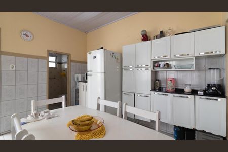 Casa à venda com 244m², 1 quarto e 1 vagaCozinha