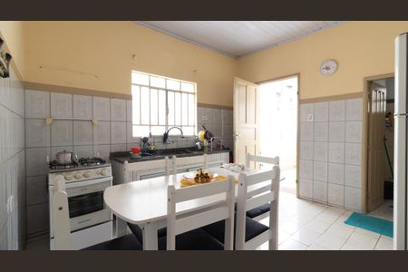 Casa à venda com 244m², 1 quarto e 1 vagaCozinha