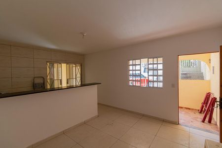 Sala e Cozinha de casa para alugar com 2 quartos, 70m² em Itaquera, São Paulo