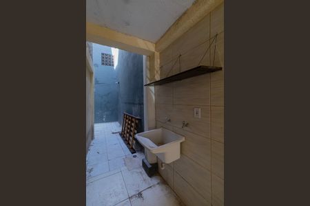 Casa para alugar com 70m², 2 quartos e 1 vaga Casa para alugar com 70m², 2 quartos e 1 vagaÁrea de Serviço