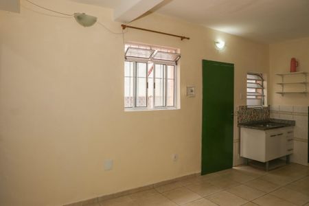 Quarto de casa para alugar com 1 quarto, 30m² em Vila Romana, São Paulo