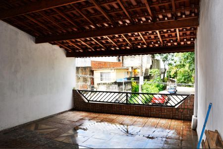 Casa à venda com 140m², 2 quartos e 2 vagasDetalhe - Varanda