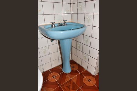 Casa à venda com 140m², 2 quartos e 2 vagasDetalhe - Banheiro Social dos Quartos