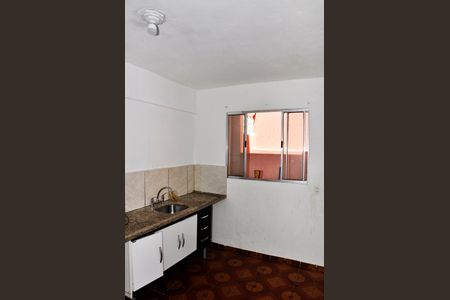 Casa à venda com 140m², 2 quartos e 2 vagasDetalhe - Cozinha