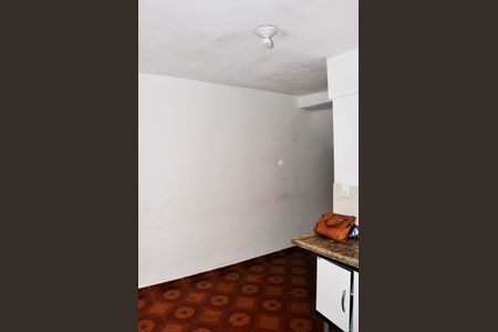 Casa à venda com 140m², 2 quartos e 2 vagasDetalhe - Cozinha