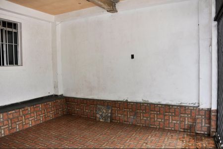 Casa à venda com 140m², 2 quartos e 2 vagasGaragem