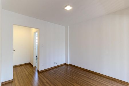 Sala de kitnet/studio para alugar com 1 quarto, 37m² em Vila Buarque, São Paulo