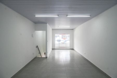 Sala / Quarto de casa para alugar com 1 quarto, 60m² em Centro, Nilópolis