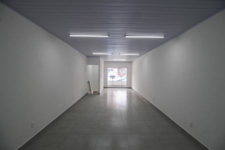 Sala / Quarto de casa para alugar com 1 quarto, 60m² em Centro, Nilópolis