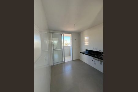 Apartamento à venda com 2 quartos, 214m² em Vila Cloris, Belo Horizonte