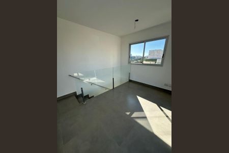 Apartamento à venda com 2 quartos, 214m² em Vila Cloris, Belo Horizonte