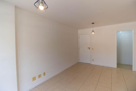 Apartamento à venda com 70m², 2 quartos e 1 vagaSala