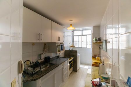 Apartamento à venda com 70m², 2 quartos e 1 vaga Apartamento à venda com 70m², 2 quartos e 1 vagaCozinha e Área de Serviço