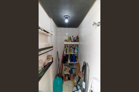 Apartamento à venda com 70m², 2 quartos e 1 vaga Apartamento à venda com 70m², 2 quartos e 1 vagaDespensa