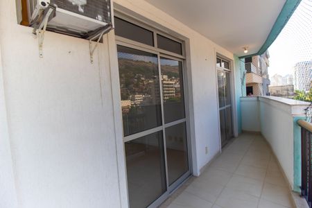 Apartamento à venda com 70m², 2 quartos e 1 vagaVaranda da Sala