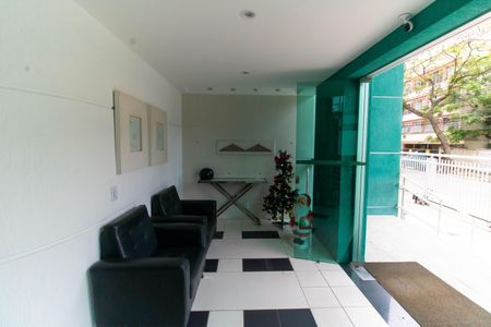 Apartamento à venda com 70m², 2 quartos e 1 vaga Apartamento à venda com 70m², 2 quartos e 1 vagaPortaria