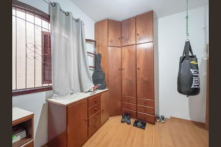 Casa à venda com 130m², 3 quartos e 2 vagasQuarto 3