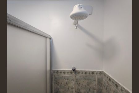 Casa de condomínio para alugar com 100m², 3 quartos e 1 vagaBanheiro Social