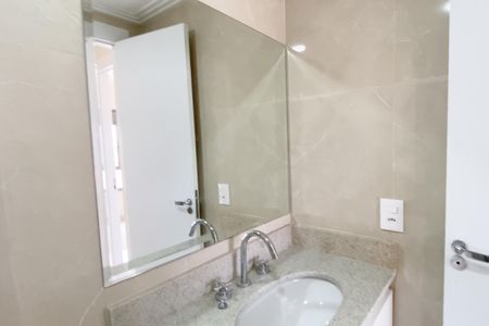 Apartamento para alugar com 65m², 2 quartos e 1 vagaBanheiro