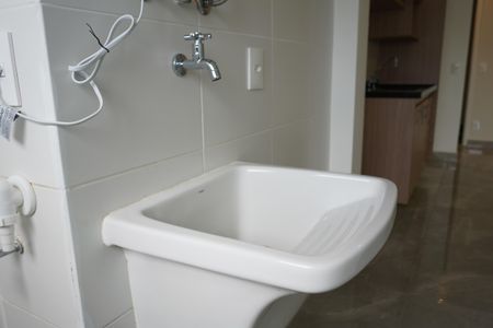 Apartamento para alugar com 65m², 2 quartos e 1 vagaÁrea de Serviço