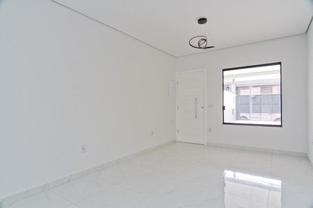 Casa à venda com 125m², 3 quartos e 2 vagasSala