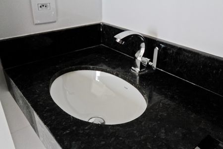 Casa à venda com 125m², 3 quartos e 2 vagasBanheiro da Suíte 2