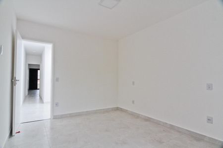 Casa à venda com 125m², 3 quartos e 2 vagasSuíte 3