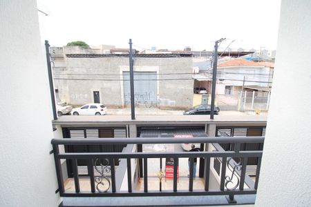 Casa à venda com 125m², 3 quartos e 2 vagasQuarto 3 - Varanda