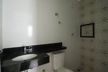 Casa à venda com 125m², 3 quartos e 2 vagasBanheiro da Suíte 1