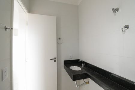 Casa à venda com 125m², 3 quartos e 2 vagasBanheiro da Suíte 3