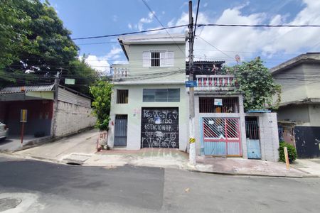 Casa para alugar com 125m², 2 quartos e 1 vaga