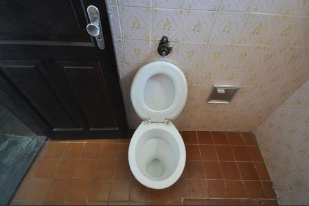 Casa à venda com 190m², 3 quartos e 2 vagasBanheiro 1