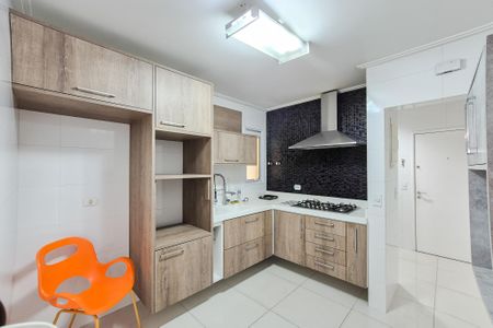 Apartamento à venda com 106m², 3 quartos e 2 vagasCozinha - Armários