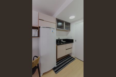 Cozinha de kitnet/studio para alugar com 1 quarto, 25m² em Chácara Inglesa, São Paulo