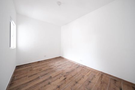 Quarto 1 de casa para alugar com 2 quartos, 45m² em Burgo Paulista, São Paulo