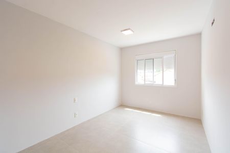 Apartamento à venda com 3 quartos, 76m² em Marechal Rondon, Canoas