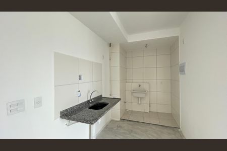 Apartamento à venda com 43m², 2 quartos e sem vagaCozinha e Área de Serviço