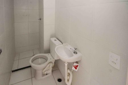 Apartamento para alugar com 34m², 2 quartos e sem vagaBanheiro