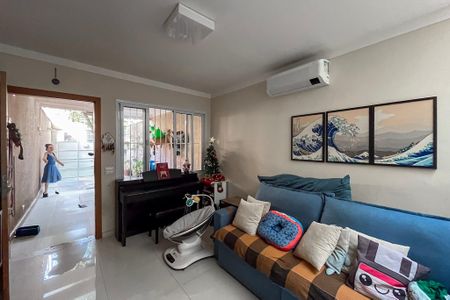 Casa à venda com 83m², 2 quartos e 1 vagaSala