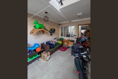 Casa à venda com 83m², 2 quartos e 1 vagaVaranda