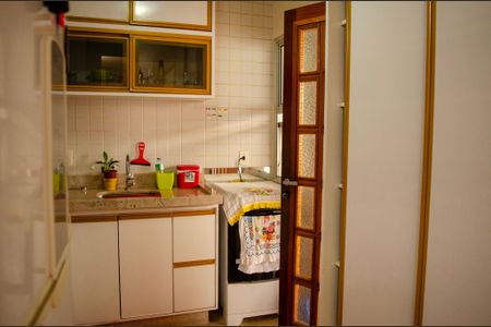 Casa de Condomínio para alugar com 3 quartos, 200m² em Setor Negrão de Lima, Goiânia