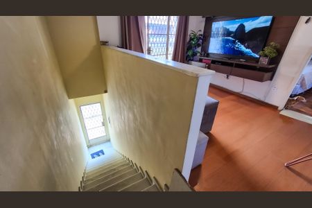 Casa à venda com 70m², 2 quartos e 1 vagaAcesso visto de cima para o imóvel