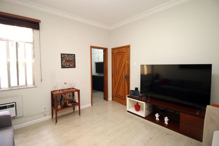 Sala de apartamento à venda com 2 quartos, 55m² em Olaria, Rio de Janeiro