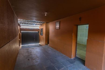 Casa para alugar com 290m², 7 quartos e 1 vaga Casa para alugar com 290m², 7 quartos e 1 vagaGaragem/Entrada